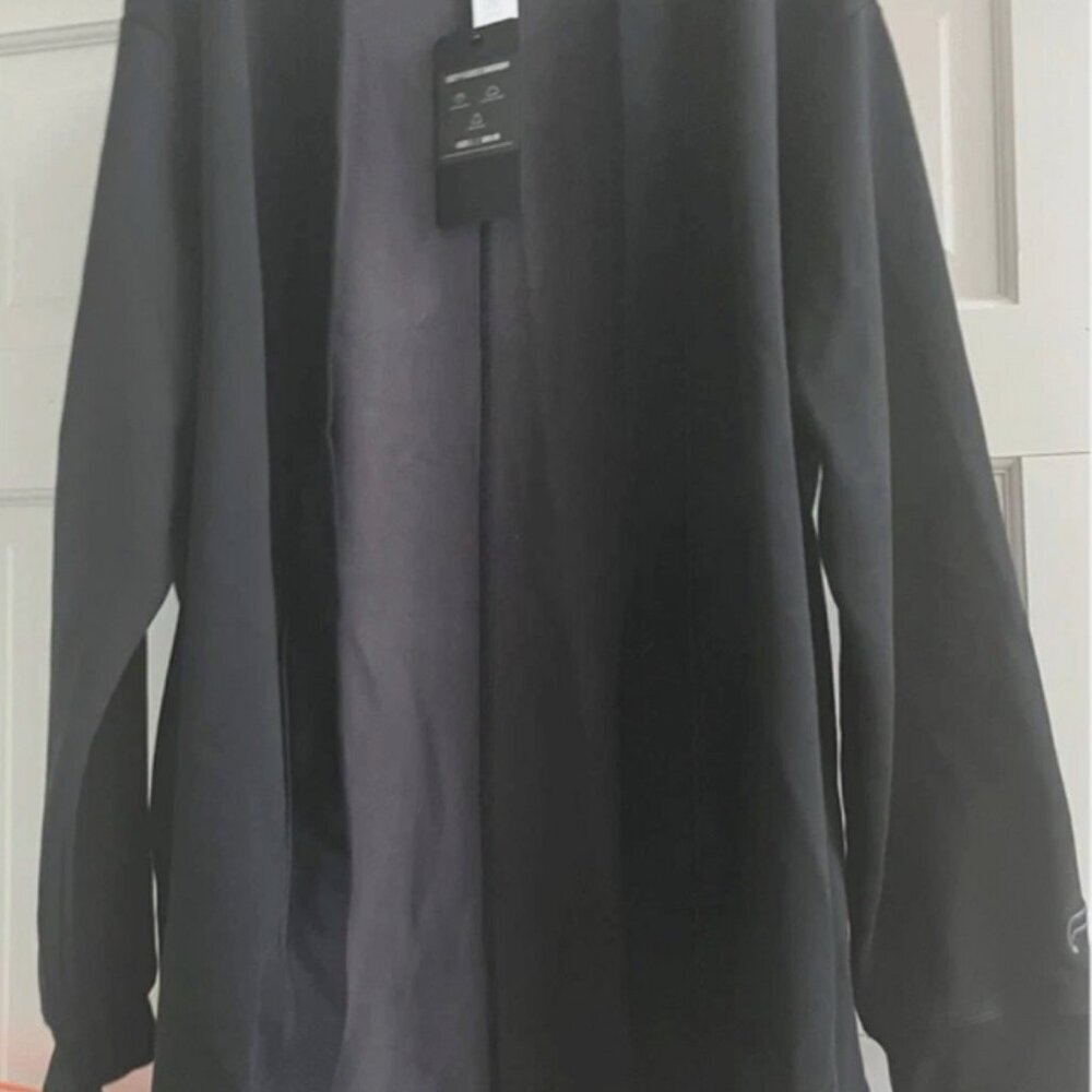 New Large Fabletics Cardigan